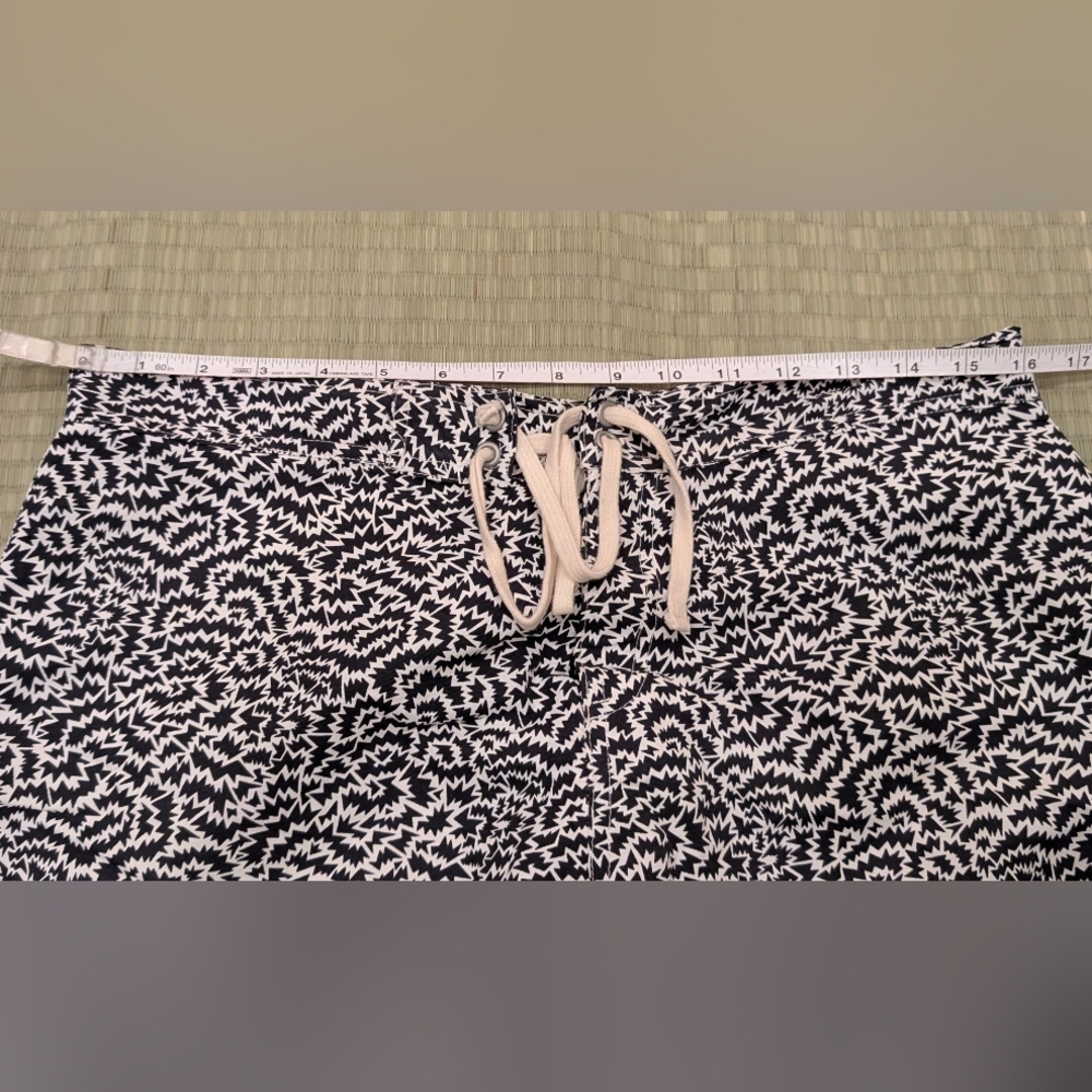 Bather Black Zig Zag Swim Trunks Men's Size 30 Made in Canada - Picture 5 of 6